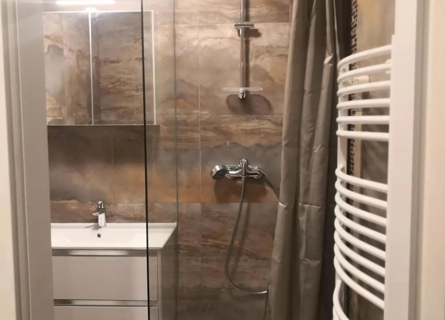 Vienna Central Suite - 2 Bdrm Appartement